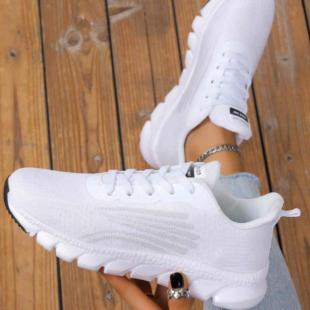 Sara Sneakers | Gestreifte Schnürschuhe mit weicher Sohle