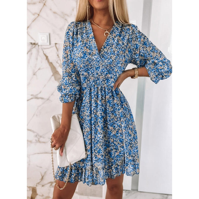 Verola -  Wunderschön gemachtes halbes Sommerkleid mit kurzen Ärmeln